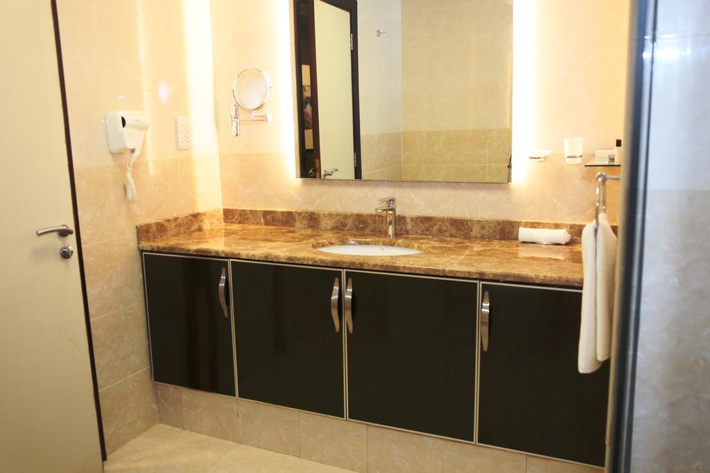 Al Faris 1 Hotel Apartments Dubaj Kültér fotó